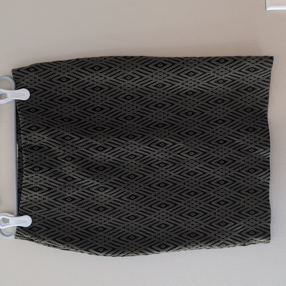 Black and Olive Patterned Skirt